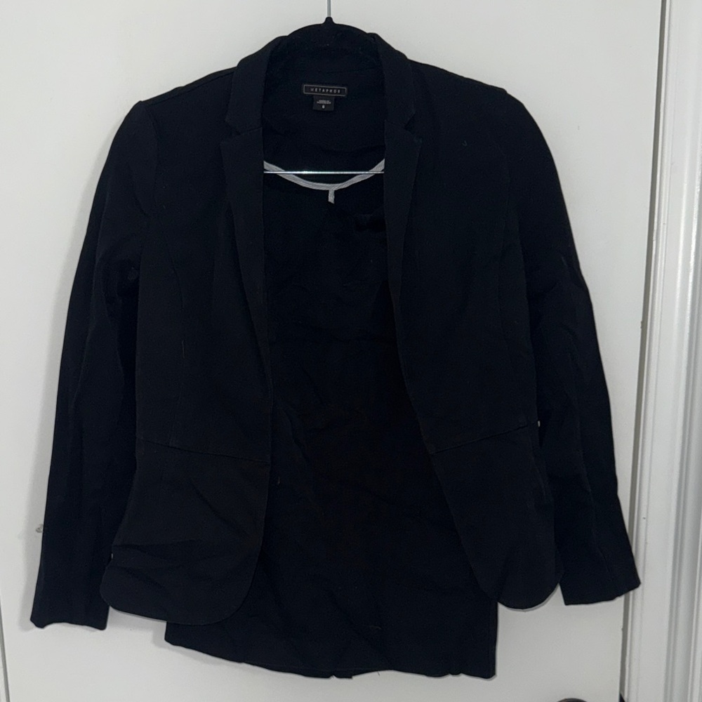 Metaphor Women's Black Blazer and skirt set